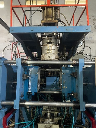 Aryan 35 Liter Blow Moulding Machine-1